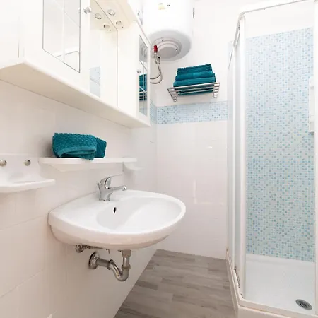 L12 Terrazza Grecale 斯廷蒂诺
